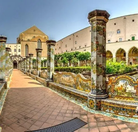 Nilo32 * Naples